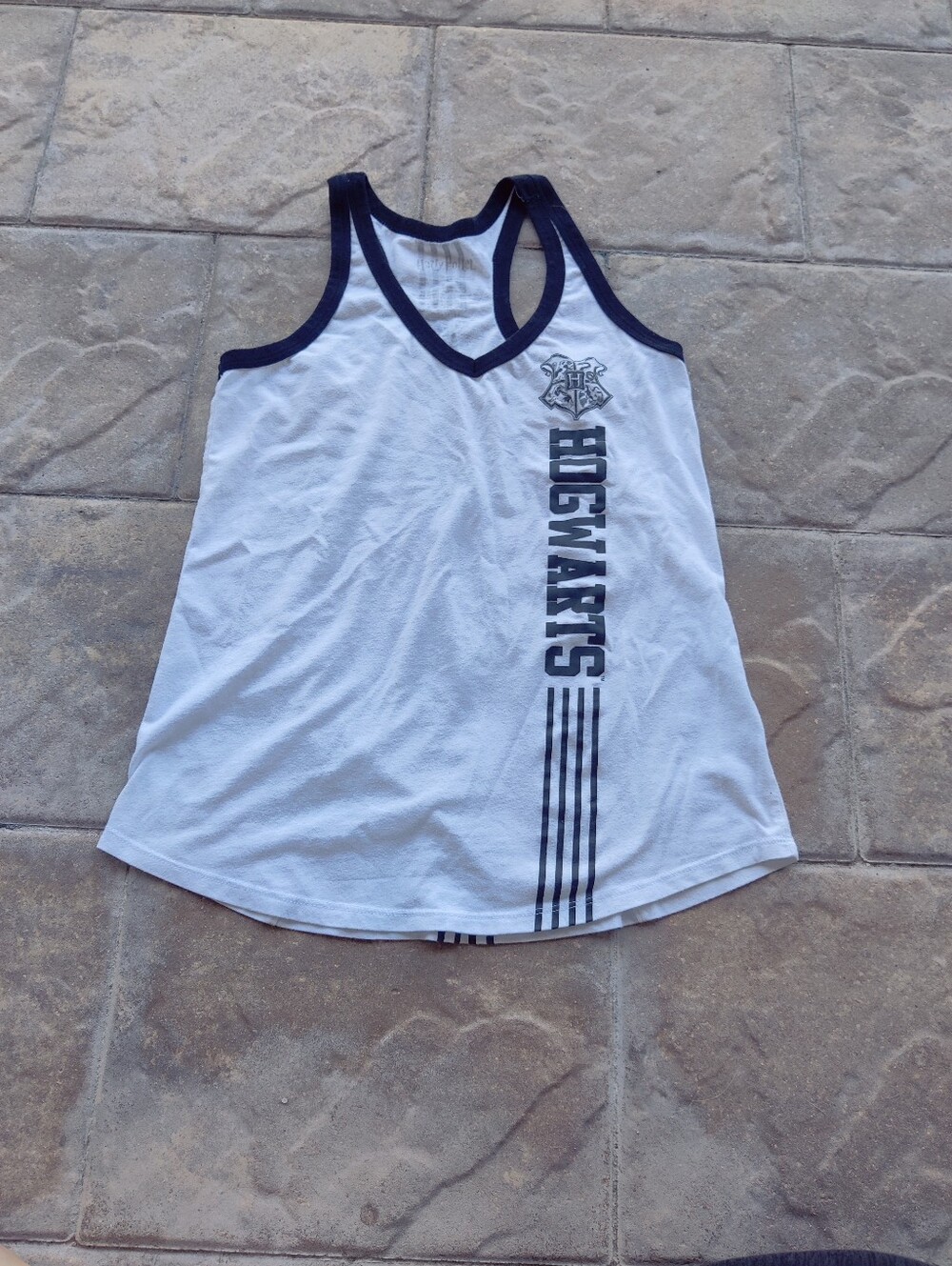 Warner Bros. White & Black Hogwarts Logo Tank Top